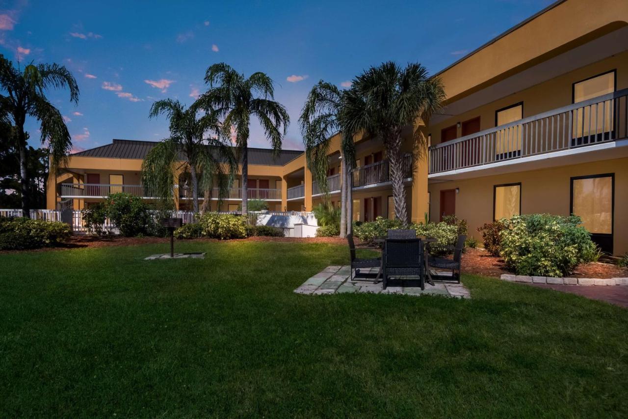 Surestay Hotel By Best Western St Pete Clearwater Airport Экстерьер фото